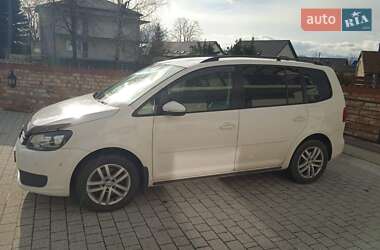 Позашляховик / Кросовер Volkswagen Touran 2013 в Великому Березному