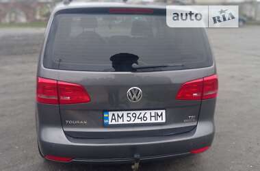 Минивэн Volkswagen Touran 2010 в Звягеле