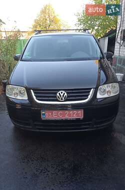 Мінівен Volkswagen Touran 2006 в Києві