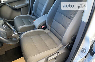 Минивэн Volkswagen Touran 2011 в Луцке