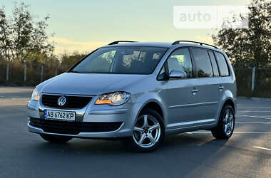 Минивэн Volkswagen Touran 2008 в Виннице