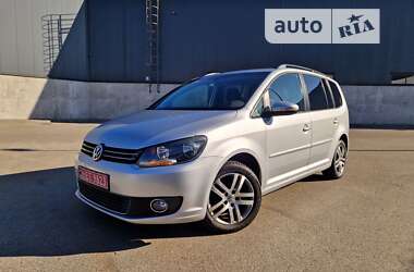 Минивэн Volkswagen Touran 2011 в Киеве