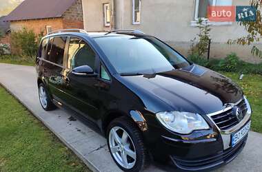 Мінівен Volkswagen Touran 2010 в Бучачі