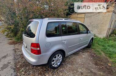 Мінівен Volkswagen Touran 2004 в Івано-Франківську