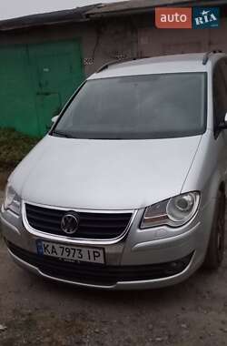 Минивэн Volkswagen Touran 2009 в Белой Церкви