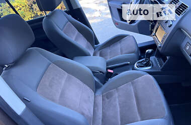 Минивэн Volkswagen Touran 2012 в Киеве