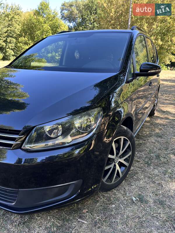 Минивэн Volkswagen Touran 2012 в Нежине фото 5 Минивэн Volkswagen Touran 2012 в Нежине