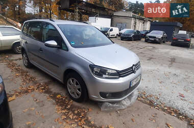 Минивэн Volkswagen Touran 2012 в Киеве