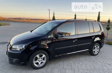 Минивэн Volkswagen Touran 2011 в Ивано-Франковске