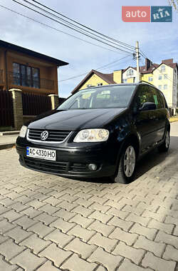 Мінівен Volkswagen Touran 2004 в Луцьку