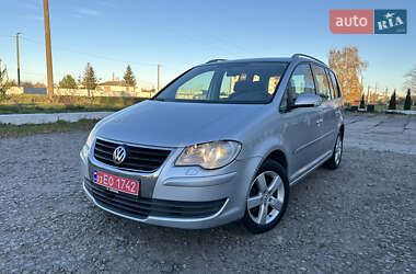 Минивэн Volkswagen Touran 2008 в Червонограде