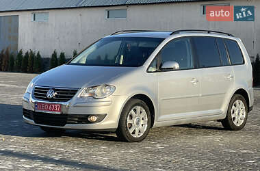 Мінівен Volkswagen Touran 2007 в Житомирі