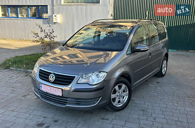 Мінівен Volkswagen Touran 2010 в Надвірній