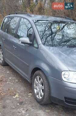 Минивэн Volkswagen Touran 2005 в Сумах