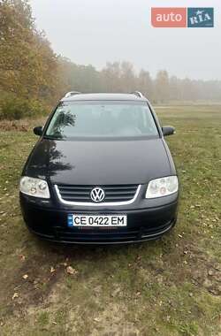 Минивэн Volkswagen Touran 2006 в Черновцах