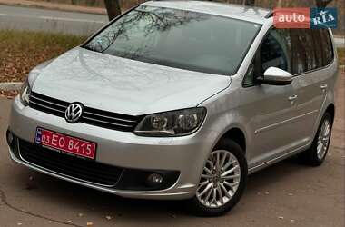 Мінівен Volkswagen Touran 2011 в Чернігові