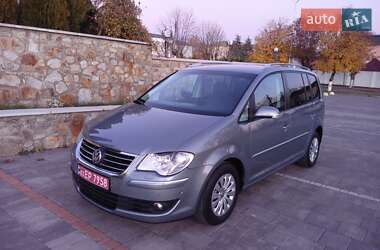 Минивэн Volkswagen Touran 2008 в Сокирянах