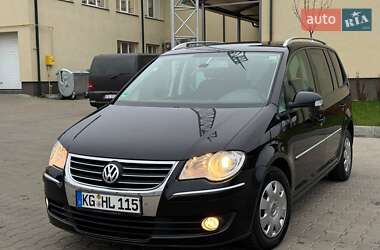 Мінівен Volkswagen Touran 2007 в Луцьку