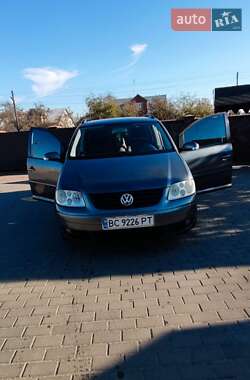 Мінівен Volkswagen Touran 2004 в Кам'янці-Бузькій