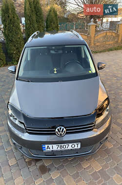 Минивэн Volkswagen Touran 2010 в Кагарлыке