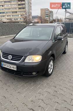 Минивэн Volkswagen Touran 2004 в Житомире