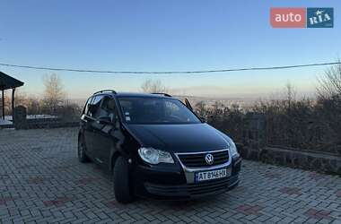 Мінівен Volkswagen Touran 2007 в Косові