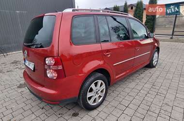 Минивэн Volkswagen Touran 2007 в 