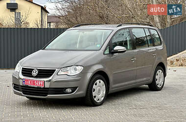 Мінівен Volkswagen Touran 2010 в Вінниці