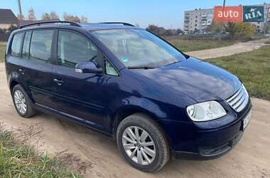 Мінівен Volkswagen Touran 2006 в Старій Вижівці