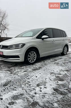 Микровэн Volkswagen Touran 2016 в Барышевке