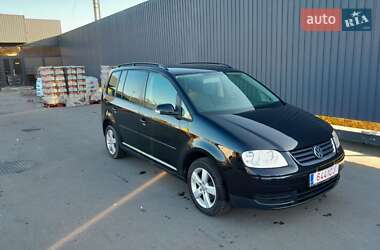 Минивэн Volkswagen Touran 2004 в Полтаве