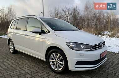 Микровэн Volkswagen Touran 2017 в Стрые