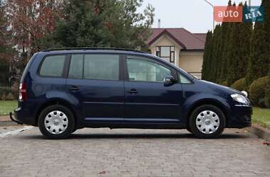 Минивэн Volkswagen Touran 2006 в Сарнах