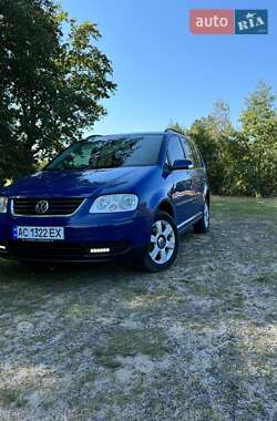 Минивэн Volkswagen Touran 2006 в Любешове