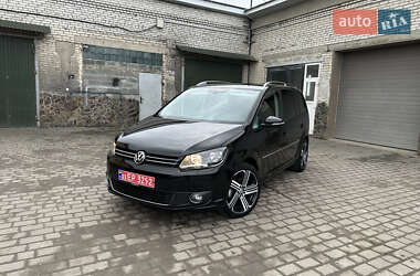 Минивэн Volkswagen Touran 2011 в Бродах