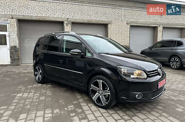 Минивэн Volkswagen Touran 2011 в Киеве