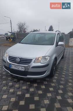 Мінівен Volkswagen Touran 2007 в Полтаві