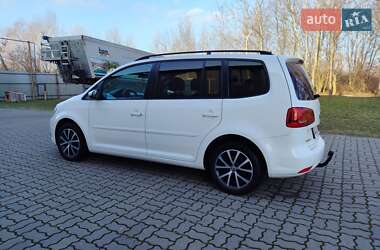 Минивэн Volkswagen Touran 2012 в Черновцах