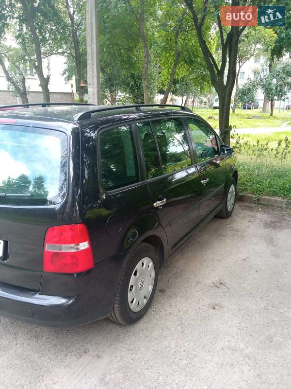 Минивэн Volkswagen Touran 2004 в Калуше