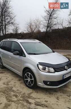 Мінівен Volkswagen Touran 2012 в Сумах