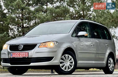 Минивэн Volkswagen Touran 2007 в Дрогобыче