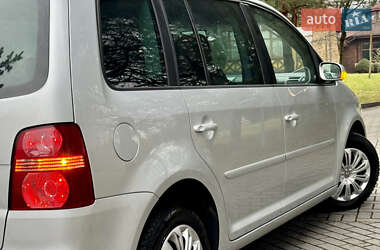 Минивэн Volkswagen Touran 2007 в Дрогобыче