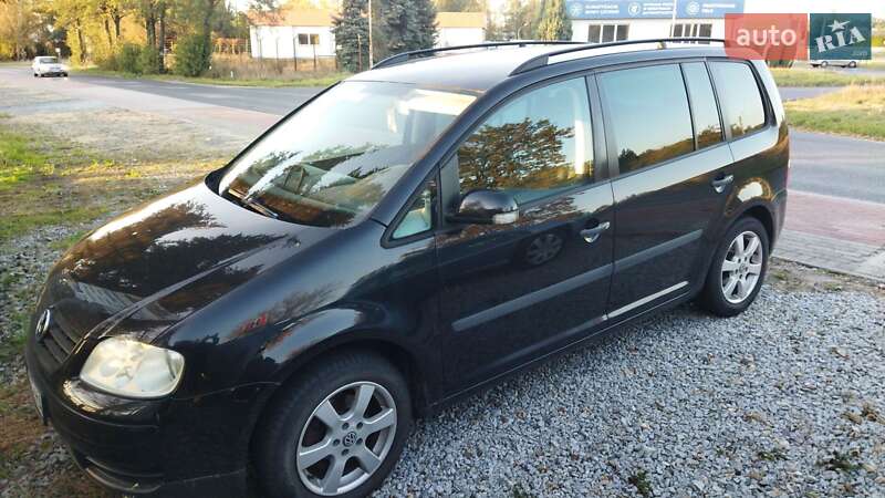 Минивэн Volkswagen Touran 2003 в Луцке