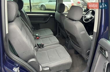 Минивэн Volkswagen Touran 2003 в Черновцах