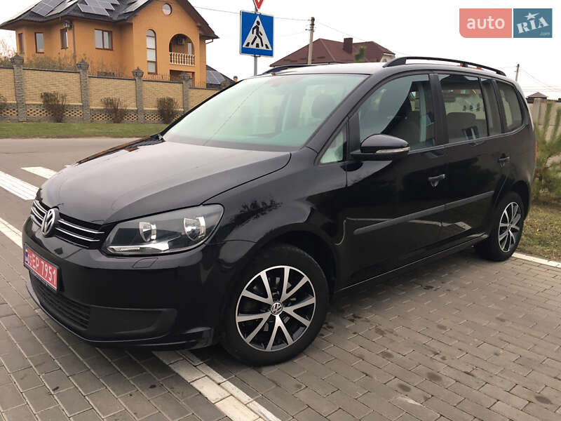 Минивэн Volkswagen Touran 2012 в Луцке