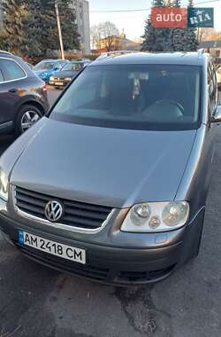 Мінівен Volkswagen Touran 2006 в Житомирі