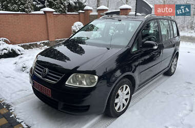 Минивэн Volkswagen Touran 2004 в Львове