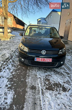 Мінівен Volkswagen Touran 2011 в Олевську