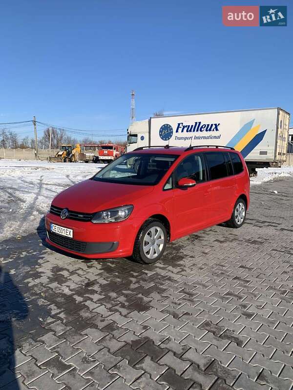 Минивэн Volkswagen Touran 2015 в Черновцах
