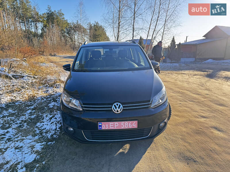 Минивэн Volkswagen Touran 2013 в Сарнах